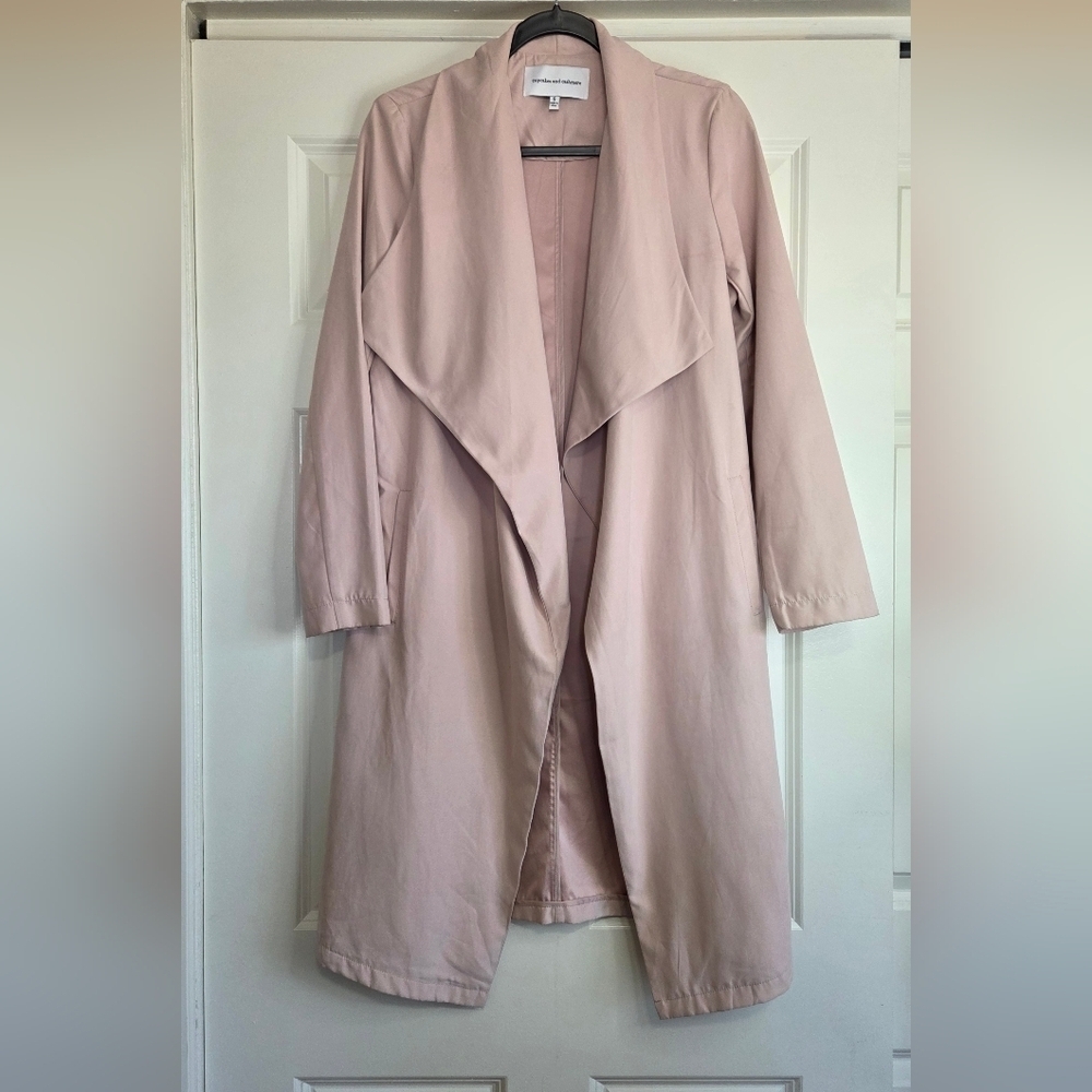 Cupcakes & Cashmere 'Laswell' Blush Draped Open Trench Coat - Size S - Picture 2 of 7